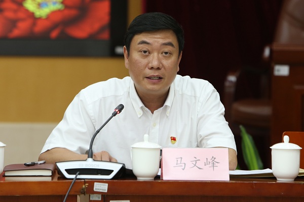 马文峰同志作交流发言.JPG
